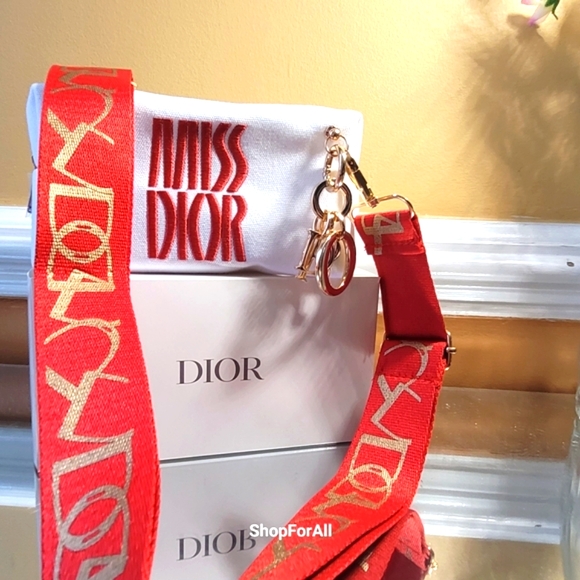 - Dior - Picture 8 of 16